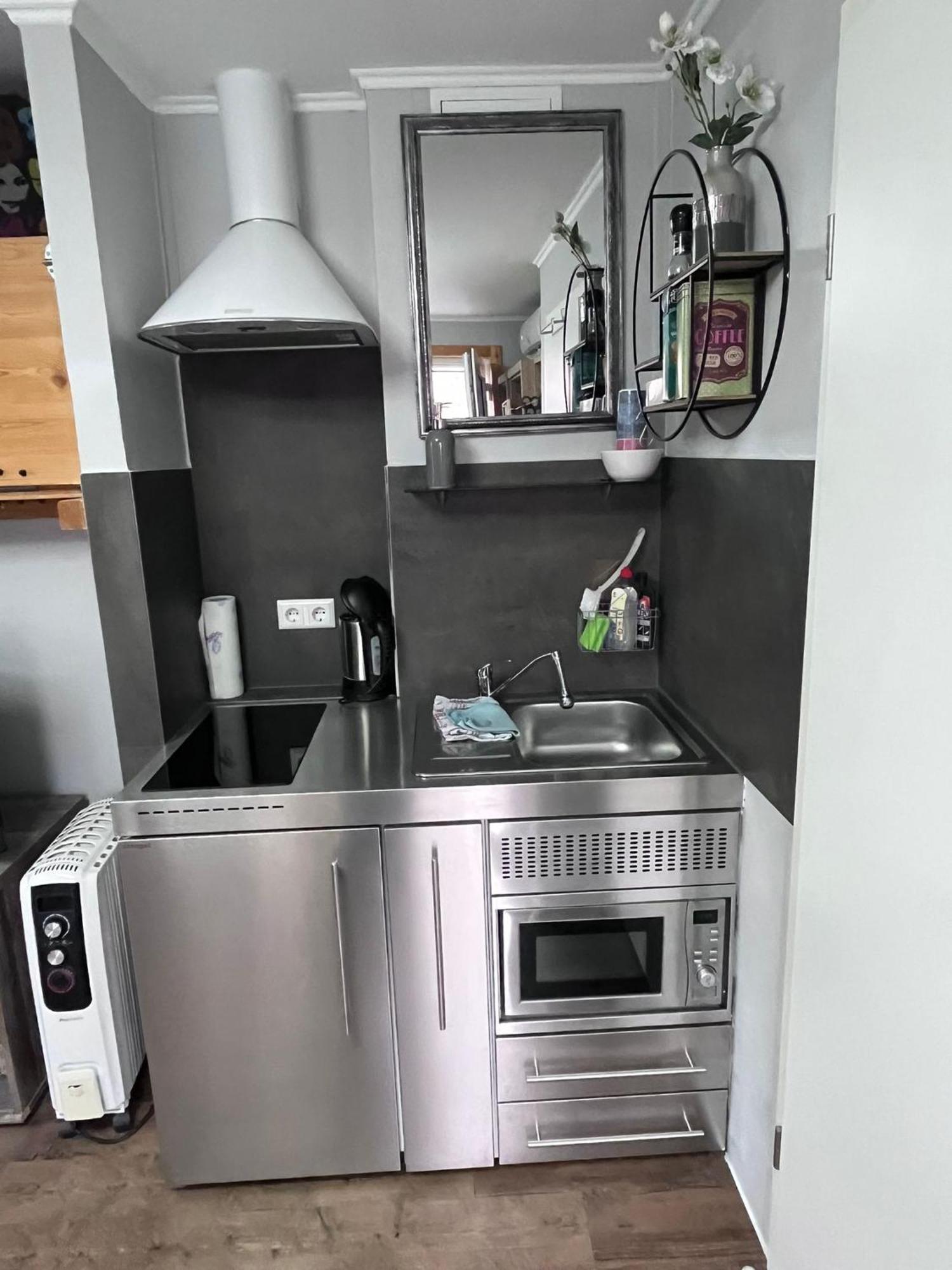 Tiny House Black Pearl テットナング エクステリア 写真